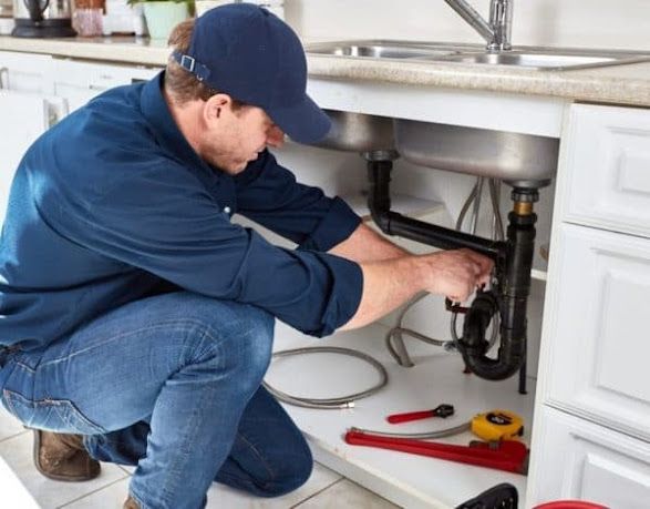 اتصل الآن بأفضل سباك في الشعيبة واحصل على خدمة فورية مضمونة 24 ساعة