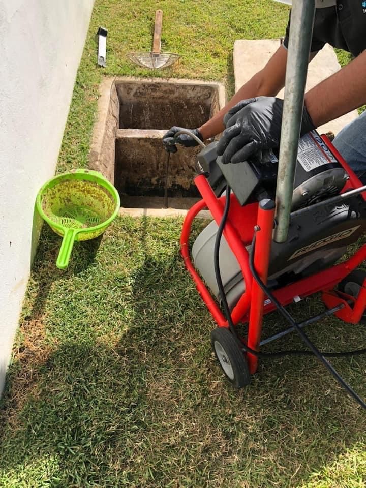 خطوات تنظيف جورة السرداب في صباح الأحمد باحترافية