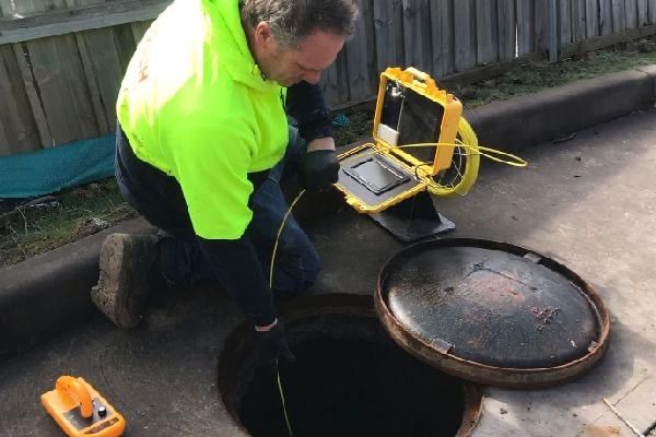 فني تسليك مجاري الفحيحيل – خبرة وكفاءة في التعامل مع جميع الأعطال